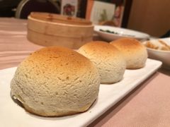 酥皮焗叉烧餐包-陶陶居海鲜酒家(新马路店)