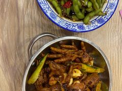 -江城燕子大排档(江汉路步行街店)