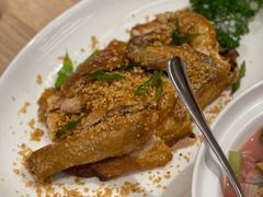 脆皮蒜香鸡-莆田餐厅PUTIEN(万象天地店)
