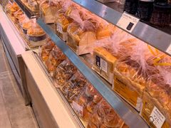 -巴黎贝甜(大宁国际商业广场店)