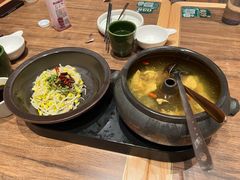 云海肴汽锅鸡-云海肴云南菜(浦江欢乐颂店)