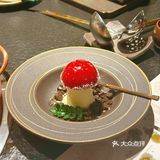 今天来吃素菜不限量自助的菌彩火锅～