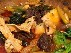 -成都你六姐·牛肉冒菜(城市集市合生汇店)