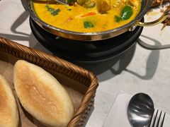 -美奈小馆·越南料理(中航城君尚购物中心店)