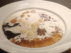 -RUXU入续糖水铺与包(卓悦中心店)