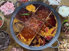 -正南齊北重庆老火锅(光华村直营店)
