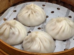 -莱莱小笼·乔艾