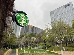 -星巴克(古美路店)