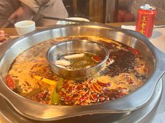 -九尺赵老四鲜鹅肠火锅