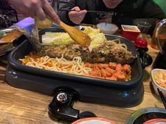 -川渝窈妹纸包鱼·齐齐哈尔烤肉