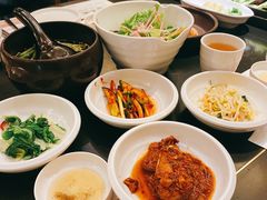 -韩屋韩国料理(天山路店)