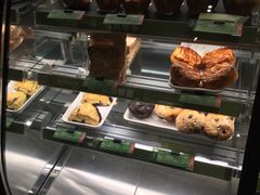 -星巴克臻选(上海长风大悦城店)