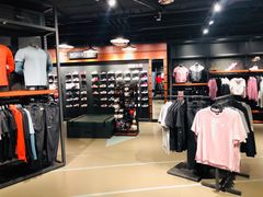 -耐克(恒隆广场店)