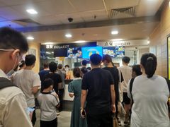 等位区-麦当劳(百利广场店)