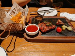 -MR.ROCKY洛奇先生·西餐&酒吧(太古仓店)