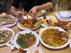 -J Daeng Seafood