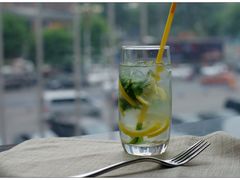 -东方红海鲜百汇(国际大厦店)