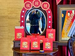 -大光明电影院(南京西路店)