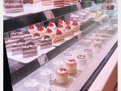 -巴黎贝甜(大宁国际商业广场店)