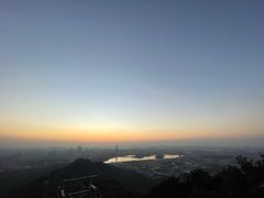 -紫金山山顶公园
