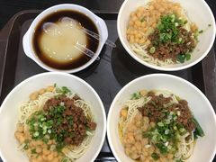 -秦云老太婆摊摊面(磁器口店)