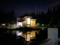 -上海怡沁园度假酒店