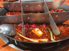 -周小明火锅(黑金冠社区店)