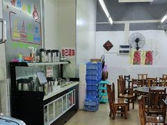 -周良天山牛杂城(天山路总店)