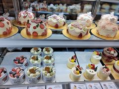 -花花卷卷·鲜食蛋糕(静安久光百货店)