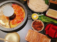 -晓宇重庆火锅(西安荟聚店)