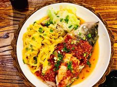 招牌鱼头面-屯屯面(海尔路店)