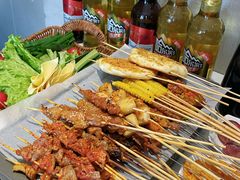 -卞二小串·鹤岗烧烤·坑烤(永定路店)