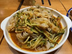 -傻根大肉面(三美店)