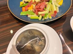 -天津梅江中心皇冠假日酒店