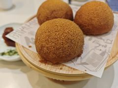 酥皮山楂叉烧包-蔡澜点心·粤菜(月星环球港店)