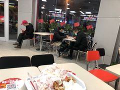 大堂-华莱士·炸鸡汉堡(簇桥镇店)