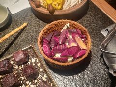 -三出山火锅(南京万象天地店)
