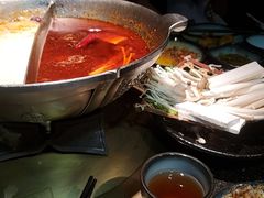 -湊湊火锅·茶憩(新中关购物中心店)