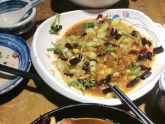 -95号酱骨·一块豆腐(展春园西路店)