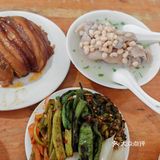 新津金三角品蹄花啦！