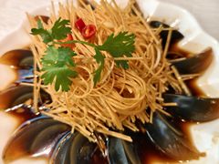-肥肥虾庄·金牌油焖大虾(沙湖店)