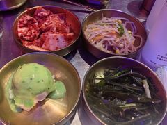 -釜山火炉·海鲜烤肉(紫藤路店)
