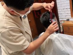 点击看大图 -T.1 hair salon烫染接发