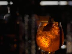 -Whisper Bar 