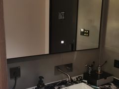 -万泊酒店(长沙五一广场国金中心店)