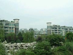 -菲鱼体育恒温游泳馆(中海名城店)
