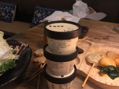 -湊湊火锅·茶憩(杭州湖滨银泰in77店)