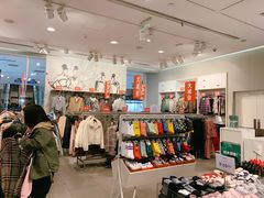 -H&M(鹏欣水游城店)