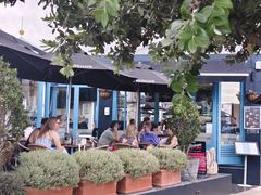 -Bully Hayes Restaurant & Bar