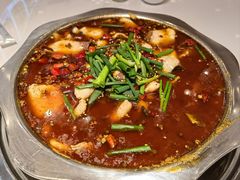 -乡土特色.冷锅鱼.牦牛肉汤锅